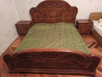 Pufiklər: İkinəfərlik çarpayı, 2 tumba, İtaliya, İşlənmiş — 1