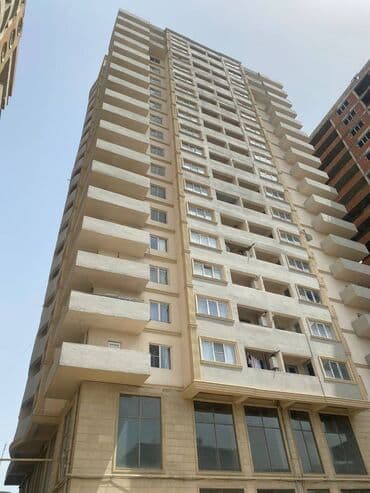 ev alıram: 3 otaqlı, Yeni tikili, m. Xalqlar Dostluğu, 131 kv. m — 1