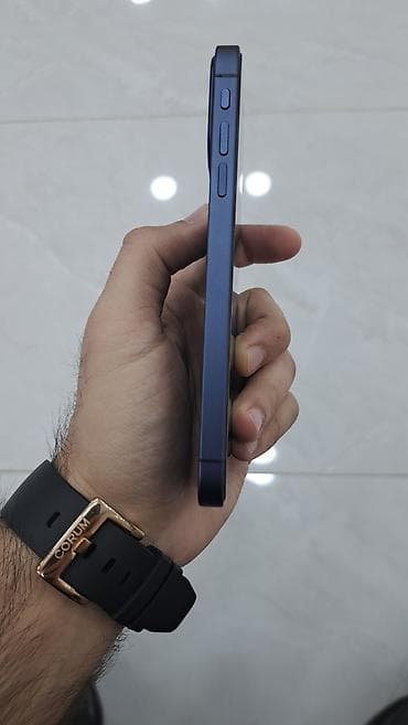 appl: IPhone 11, Mavi — 4