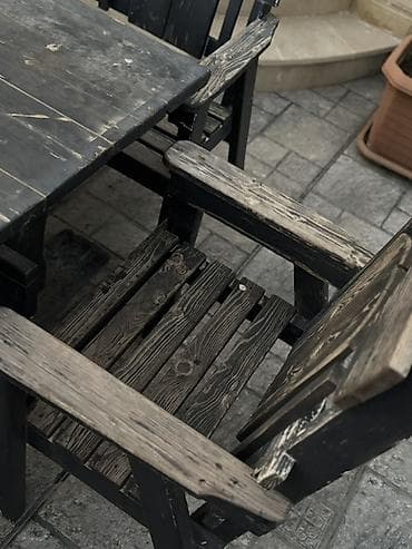 mebel satıram: Bağ üçün taxta mebel dəsti Tərkibi: - 1 ədəd iri düzbucaqlı taxta — 7