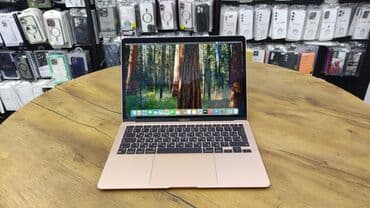 macbook: Apple MacBook, 13.3 ", Apple M1, 256 GB — 1