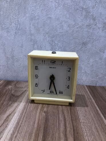 qizil onluq qiymeti: Masaüstü Mexaniki Əntiq saat 1970 il — 23