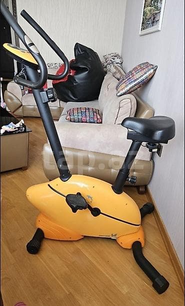 vela: Evdə idman etmək üçün nəzərdə tutulmuş sarı rəngli stasionar — 1