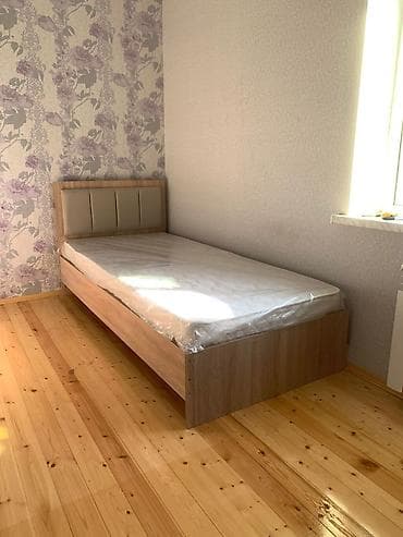Дом и сад: Tək nəfərlik çarpayı və döşək - Ölçü: təxmini 90x200 sm tək çarpayı - — 1