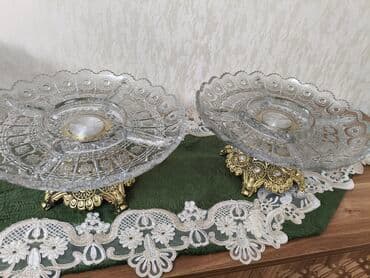 meyvə qablari: Şüşə meyvəqabı dəsti - 4 ədəd qaldırılmış ayaqlı meyvəqabı - — 4