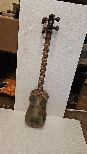 Fleytalar: Köhnə (antik) tar (Azərbaycan milli simli musiqi aləti) Dəqiq — 1