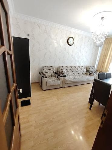 keslede heyet evleri 2026: Bakı, Yeni Günəşli Massiv V, 2 otaqlı, Köhnə tikili, 55 kv. m — 2