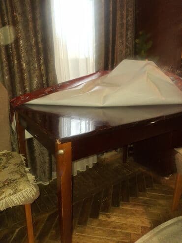 Qonaq masası, İşlənmiş, Açılan, Taxta, Dördbucaq masa