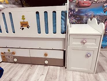 plastic qapi: Oğlan və qız üçün, İşlənmiş, Beşik, Tumba — 1