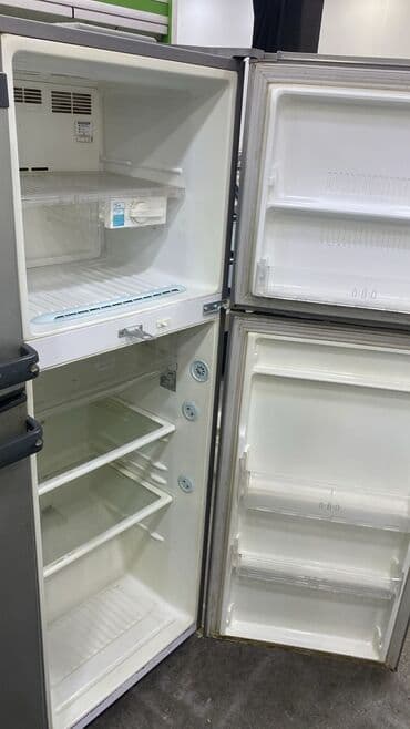 Кухонные плиты и варочные поверхности: 2 двери Beko Холодильник Продажа, цвет - Серебристый — 2