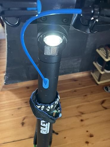 Riley elektrik skuteri - Güclü ön LED fənər və arxa LED işıq zolağı – — 3