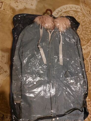 i̇şgüzar kişi gödəkçəsi: 99 manata almışam tarqoviden tezedi heç bir problemi yoxdu. geydirme — 2