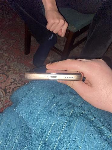 honor telefonları: Honor 7X, rəng - Qızılı, Barmaq izi — 2