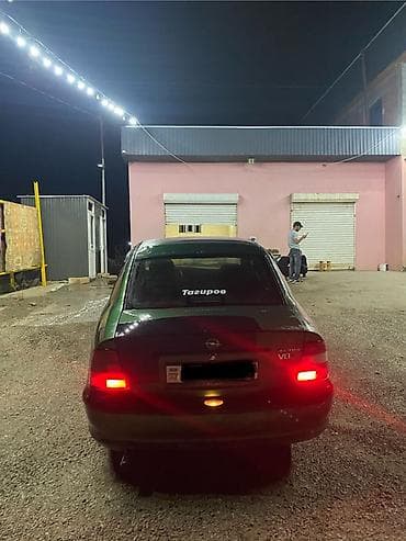 avto maşın: Opel Vectra: 2 l | 1996 il 250000 km Sedan — 2