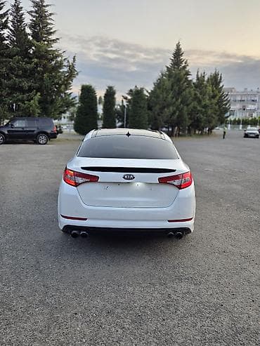 volkswagen passat 1: Kia Optima: 2.4 л | 2013 г. Седан — 2
