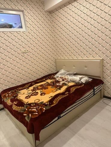 Bitkilər: İkinəfərlik çarpayı, Tumba — 3