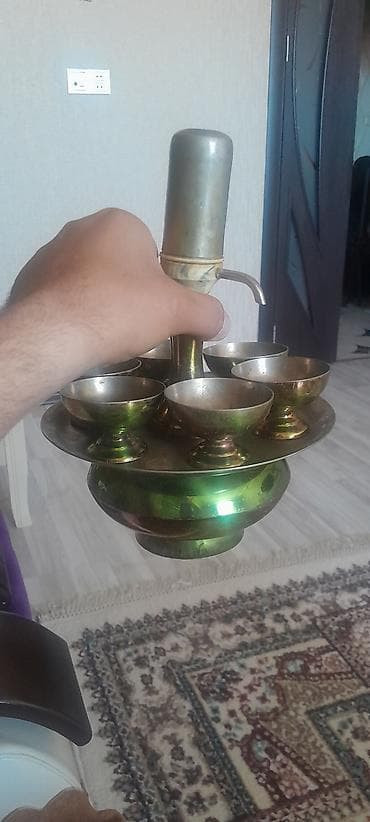 Mis qədəh dəsti və mərkəzi sürahili-badya - Material: mis/latun