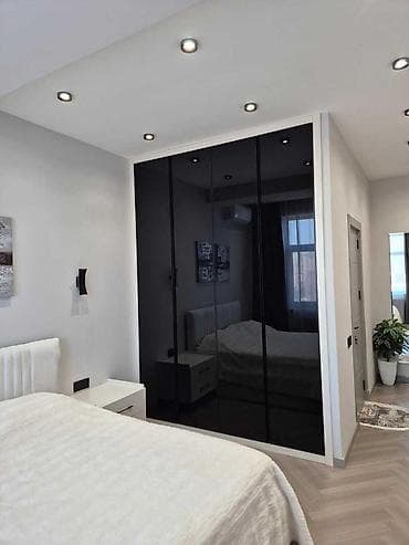 studio menziller: İcarəyə verilir 3 otaqlı yeni tikili 125 m², 28 May m. Kateqoriya — 8
