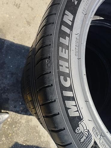 teker michelin: İşlənmiş Şin Michelin 265 / 45 / R 21 — 4