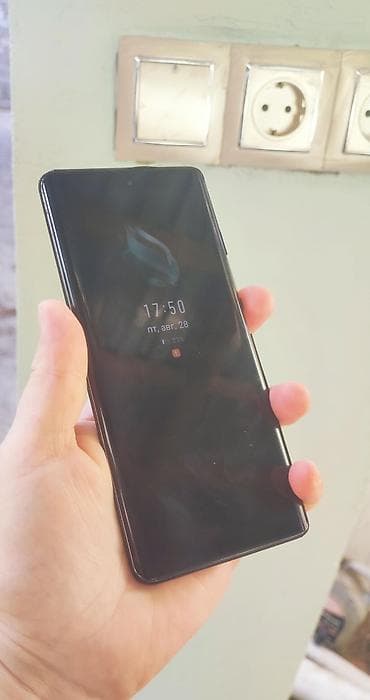 ventilator satisi bakida: Infinix Zero 30, 256 GB — 2