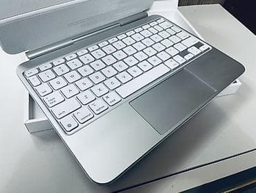 istemmis komputer: Məhsul: Apple iPad pro m4 m5 Magic Keyboard (ağ rəng) Təsvir: - iPad — 2