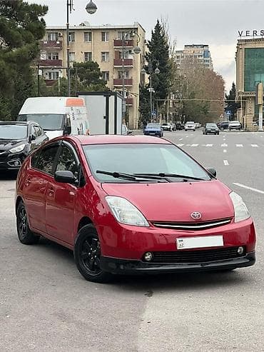 Avtomobil satışı: Toyota Prius (2-ci nəsil) – hibrid hetçbek - Rəng: qırmızı, qara — 1