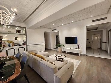 Mənzillər: İcarəyə verilir 3 otaqlı yeni tikili 212 m², 28 May m. Kateqoriya — 5