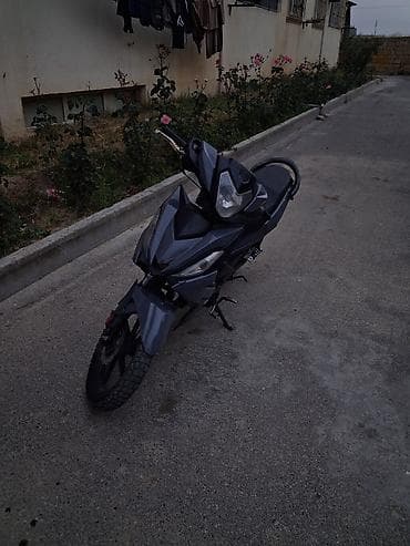moped zigzag: Şəhərdaxili hərəkət və gündəlik istifadə üçün praktiki skuter/moped — 1