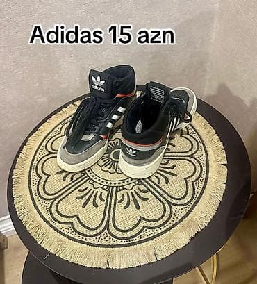 Rəng - Qara Krossovkalar, Adidas, Ölçü: 37, Uniseks