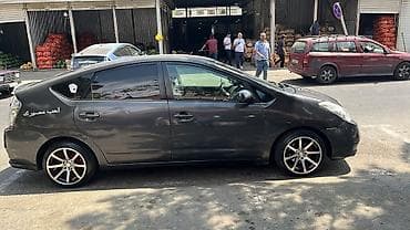 afdamabiler: Toyota Prius: 1.5 l | 2008 il Hetçbek — 3
