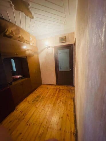 musfiqabadda ev satilir: Bakı, Yeni Yasamal, 4 otaqlı, Köhnə tikili, m. İnşaatçılar, 110 kv. m — 10