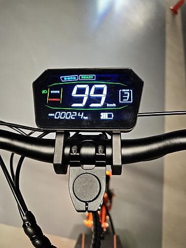 Elektrik nəqliyyatı: Yeni Elektrik samokat 10", > 1000 Vt, > 45 km/s, Ünvandan götürmə — 4