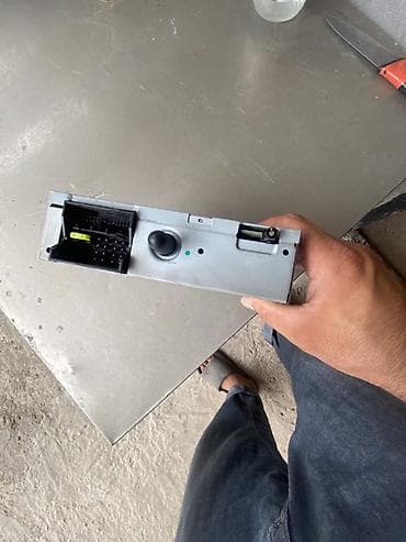 kia optima kondisioner kompressor: Mercedes‑Benz orijinal multimedia/radio başlıq bloku Model/Məlumat — 3