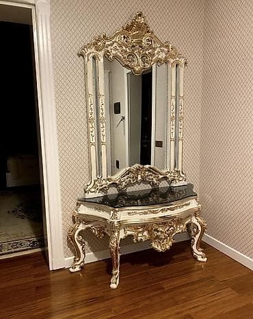 islenmis masa: Klassik üslubda konsol və güzgü dəsti - Dizayn: Barokko/Rokoko — 1