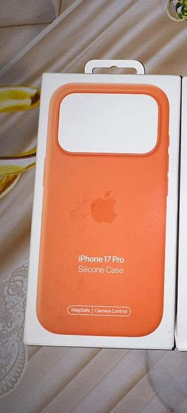 Elektronika: IPhone 17 Pro üçün silikon örtük – narıncı - Rəsmi dizayn: iPhone 17 — 1
