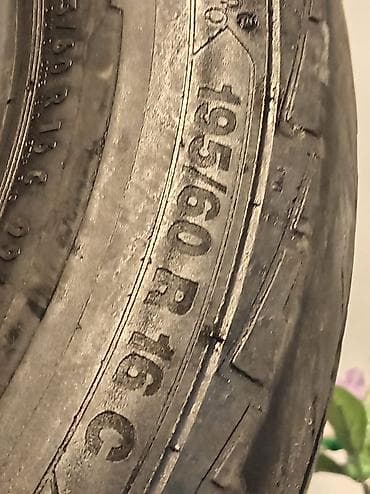 r16c: Continental 195/60 R16C şinlər — 3