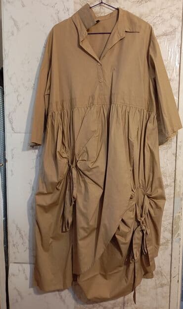 Bej rəngli qadın paltarı - Model: Oversize, kofta-yaxalı, yarı