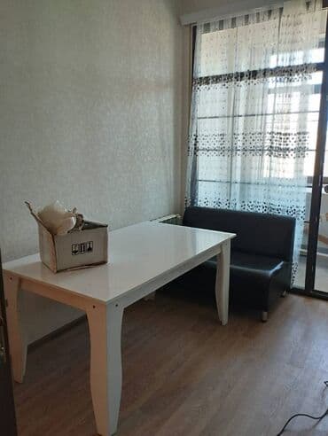 yeni suraxani kiraye evler: Nərimanov rayonu,Tefekkür universiteti yaxınlığı,Truimp palace də,16 — 3