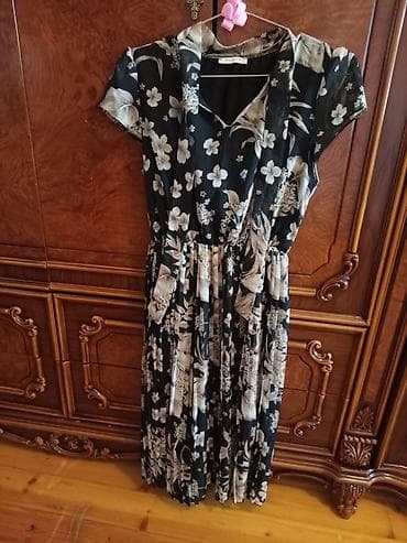 qadın don: Qadın maxi don - Rəng: qara əsas üzərində bej-ağ çiçəkli print - — 4