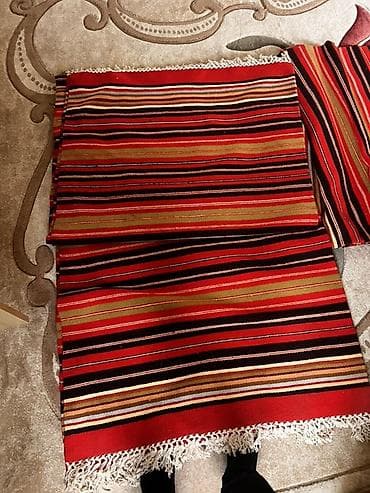 islenmis xalca aliram: Antik Qırmızı tonların üstünlük təşkil etdiyi zolaqlı xalça 2 ədəd — 1