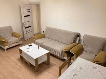 qobuda kirayə evlər: İnşaatçılar metrosunun yaxınlığında 5 mərtəbəli köhnə tikilinin 3 cü — 1