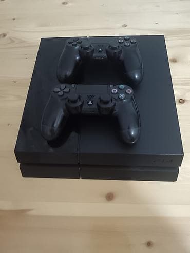 ТВ и видео: PlayStation 4 (PS4) oyun konsolu - Model: PS4 (orijinal korpus — 1