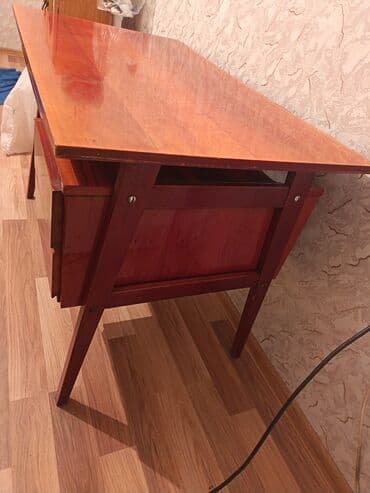 antik eşyalar mağazası: Diqqət Nəzərinizə Qədimi Əntiq Rumıniyanın Təmiz Qoz Ağacı daşdan — 7