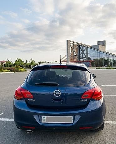 opel val: Opel Astra: 1.4 l | 2010 il 243000 km Hetçbek — 5