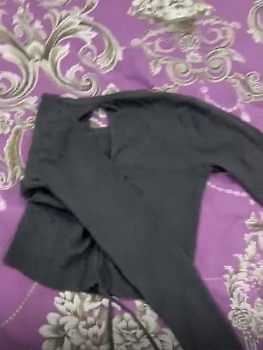 Hər bir məhsul 15 manatdır, 1–2 dəfə geyinilib