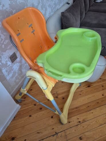 friso vom 800 qr qiymeti: Uşaq yemək kreslosu - Rəng: narıncı oturacaq, yaşıl stol üstü — 2