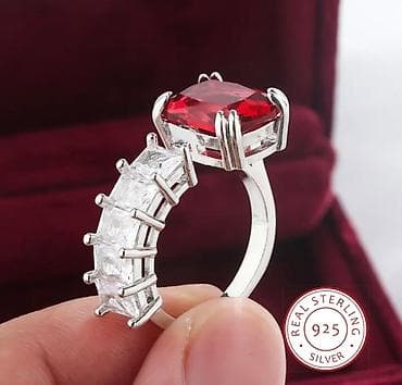 Üzük, Gümüş, Yaqut lalafo.az -da Üzük, Gümüş, Yaqut