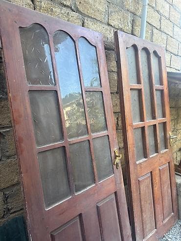 işlenmiş qapi: Taxta qapi — 2