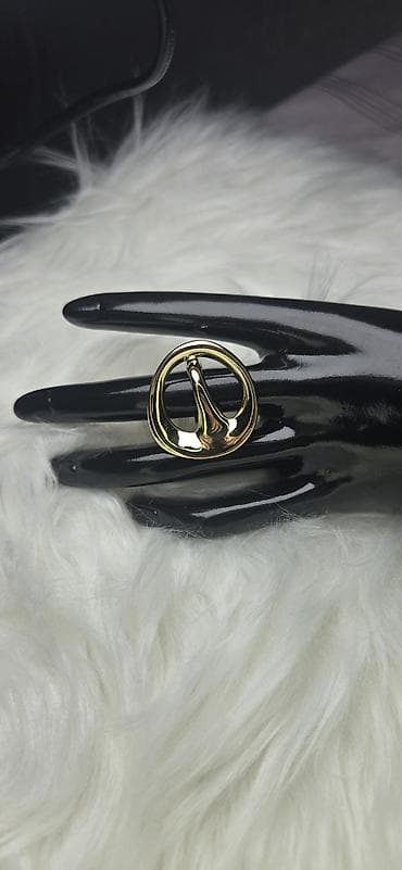 Trend Üzüklər 💍 Hər biri təzədir,yeni məhsullardır.Səliqəli paketləmə — 3