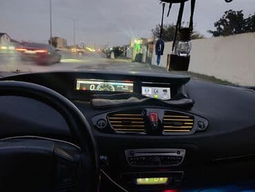 fiat doblo ölüxana: Renault Scenic: 1.5 l | 2010 il 385000 km Van/Minivan — 3